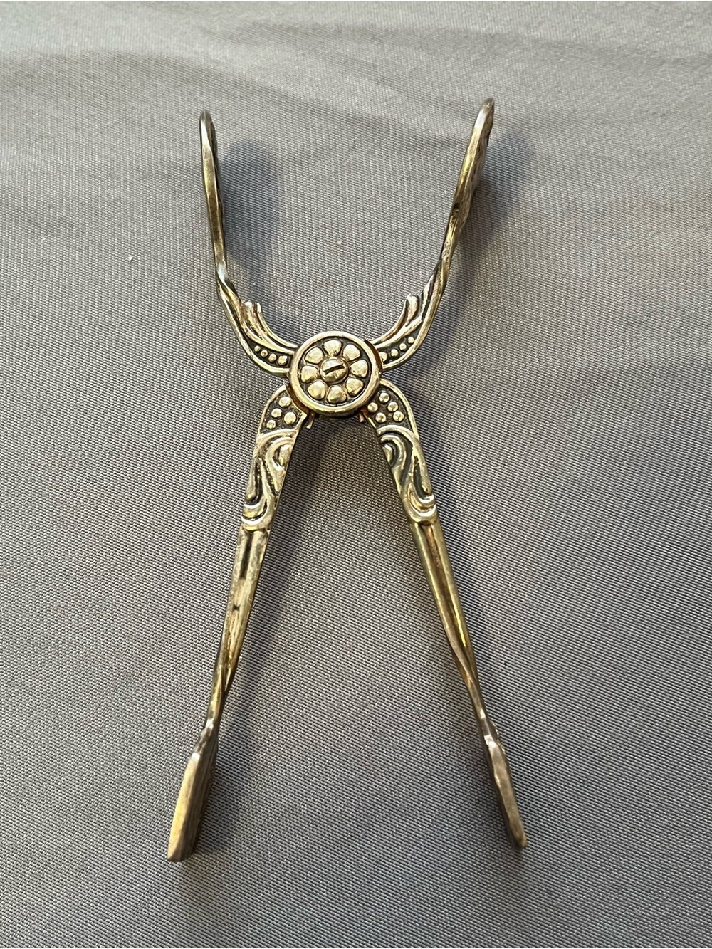 Vintage Nils Johan Of Sweden Art Nouveau Styles Floral Ornate Tidbit/Sugar Tongs